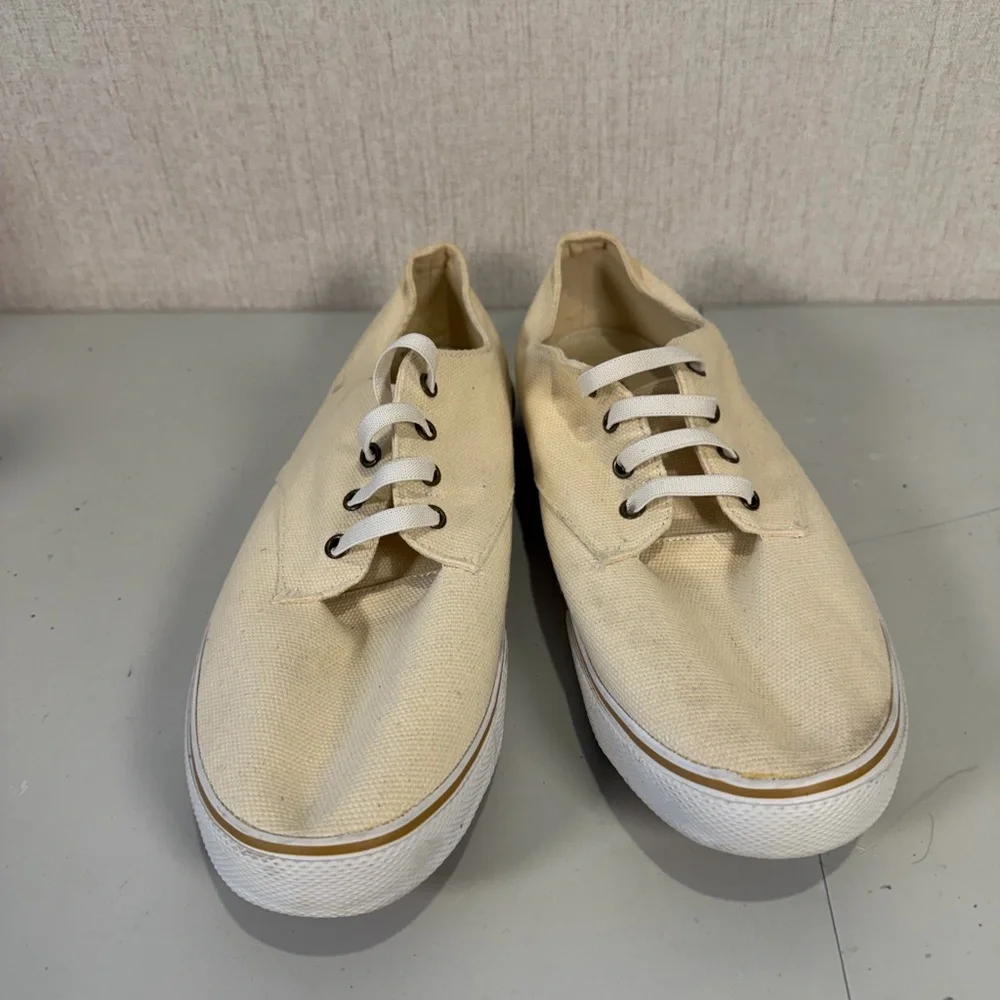 Casual Cream‎ Canvas Sneakers